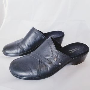 Clarks black clog sandal slip on shoes size 8